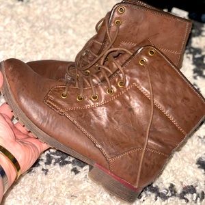 Nine West distressed brown lace up boot, SZ 8